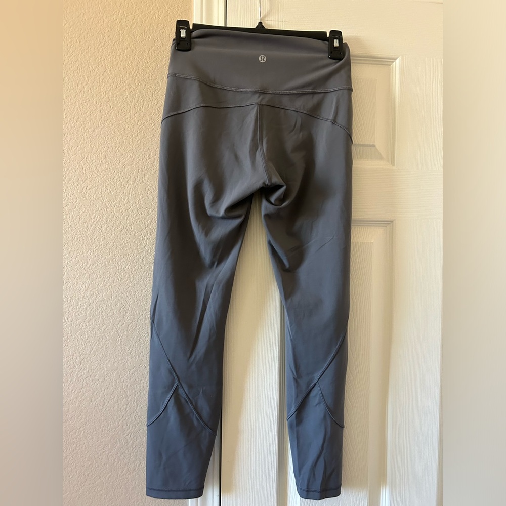Lululemon In Movement Tight 25” Everlux - Picture 4 of 7